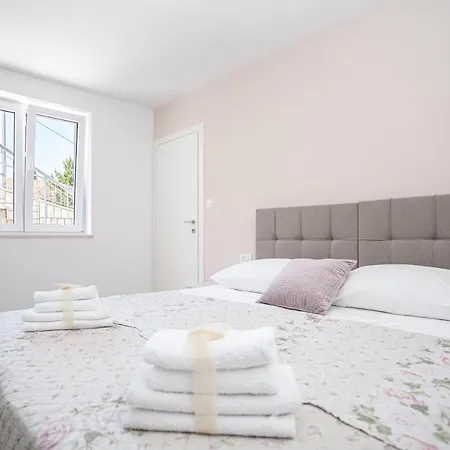 Bokarica Apartman Gruda