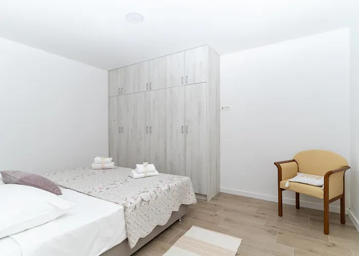 Bokarica Apartman Gruda